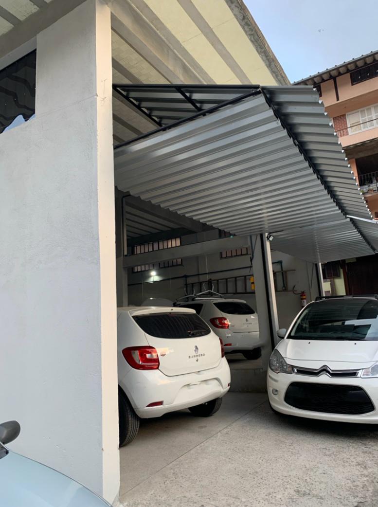 Área de estacionamento coberta